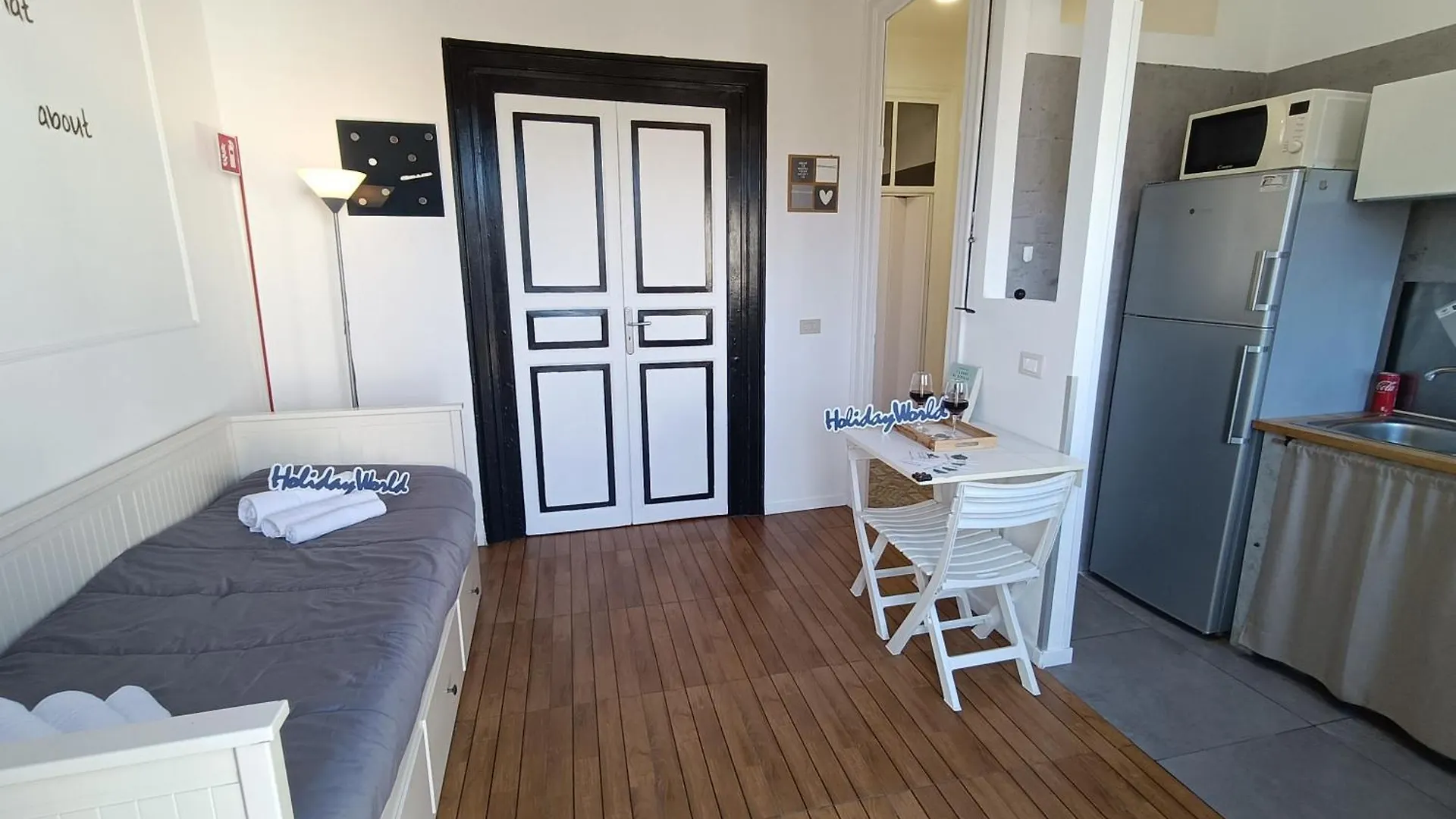 Aragonesi Vacanze By Holiday World Palermo 0*,  Italia