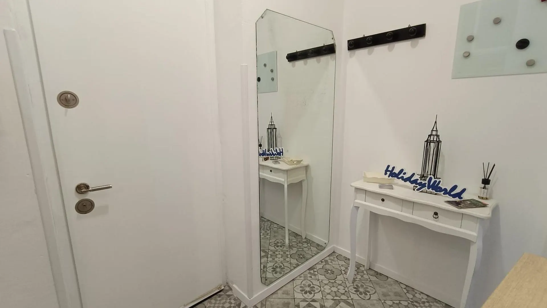 Aragonesi Vacanze By Holiday World Palermo Italy